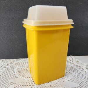 Vintage Tupperware 3-Pc Pick-A-Deli Pickle Keeper Yellow Container Clear Top